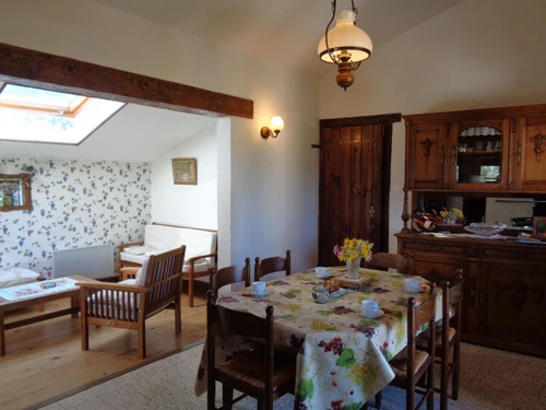 Gîte Saint-Haon-le-Châtel, 4 pièces, 6 personnes - photo_14193689599