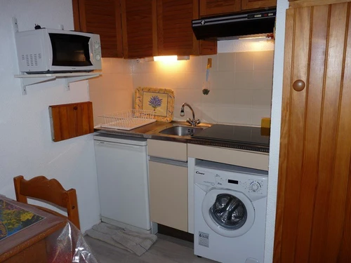 Apartment Bormes-les-Mimosas, studio flat, 2 persons - photo_1012044263610