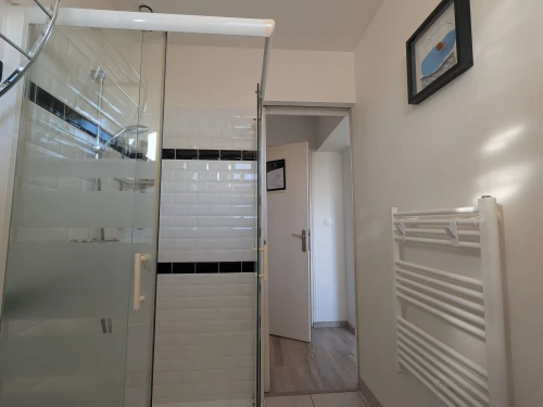 Guestroom Fontguenand, 1 pièce, 2 personnes - photo_1011663117133