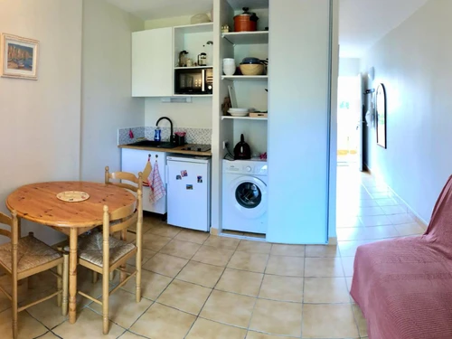 Apartment Bormes-les-Mimosas, 1 bedroom, 5 persons - photo_1011454607088