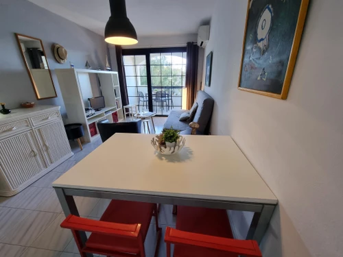 Apartamento L'Escala, 2 dormitorios, 5 personas - photo_1012044543046