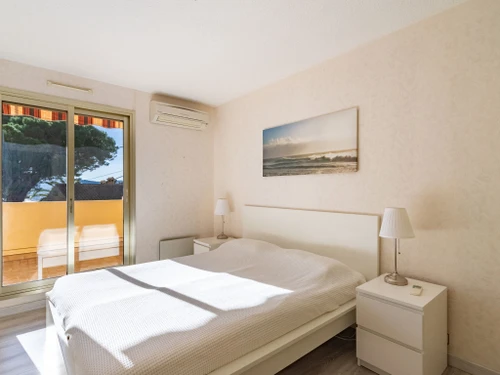 Apartment Le Lavandou, 2 bedrooms, 6 persons - photo_10853905936