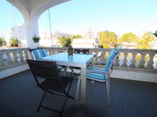 Ferienwohnung Roses, 2 Schlafzimmer, 6 Personen - photo_1012052799196