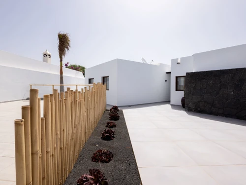 Villa Tías, 4 pièces, 6 personnes - photo_1012060982875