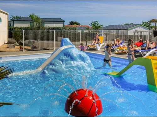 Camping Brem sur Mer, 3 bedrooms, 6 persons - photo_1012062654171