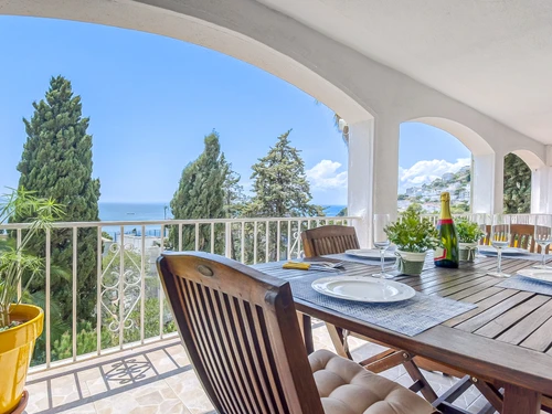 Apartment Roses, 2 bedrooms, 4 persons - photo_1011865501288