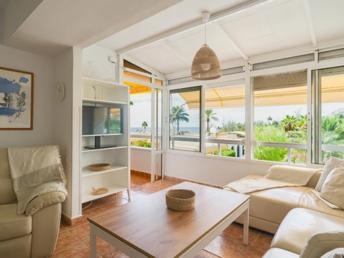 Bungalow San Bartolomé de Tirajana, 2 Schlafzimmer, 4 Personen - photo_1012015012044