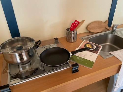 Camping Saint-Pierre-d'Oléron, 2 bedrooms, 5 persons - photo_1012068383549