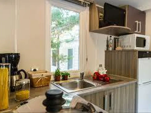 Camping Luynes, 2 bedrooms, 3 persons - photo_1012068391989