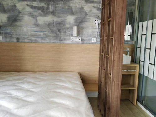 Camping Roquebrune-sur-Argens, 2 bedrooms, 6 persons - photo_1012068403982