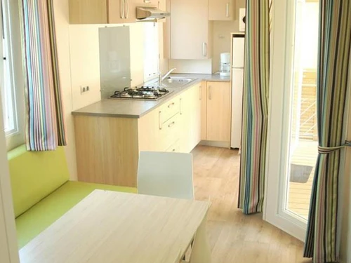 Camping Luynes, 3 bedrooms, 7 persons - photo_1012068405221