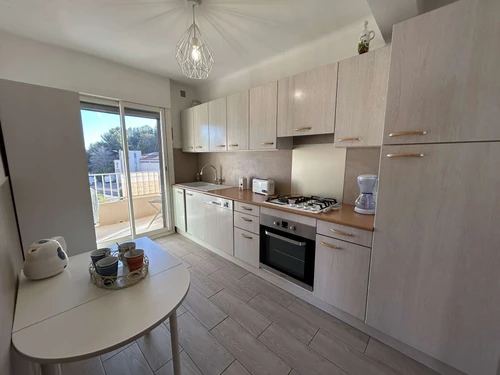 Apartment Six-Fours-les-Plages, 2 bedrooms, 5 persons - photo_1012070067253