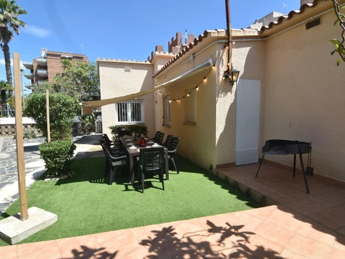 Maison Roses, 6 pièces, 12 personnes - photo_1011503385862