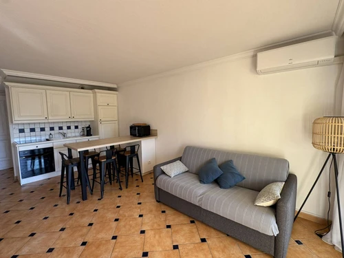 Apartment Cavalaire-sur-Mer, 2 bedrooms, 4 persons - photo_1011990281222