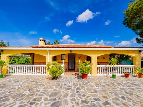 Casa Alhaurín de la Torre, 3 dormitorios, 6 personas - photo_1012072087349