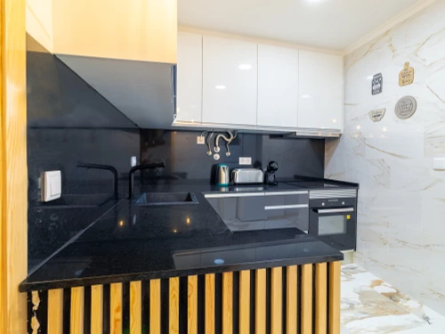 Apartment Lisbon, 4 bedrooms, 14 persons - photo_1011997687870