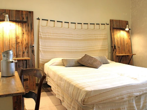 Gasthaus Neuilly-le-Réal, 3 Schlafzimmer, 6 Personen - photo_1012076373615