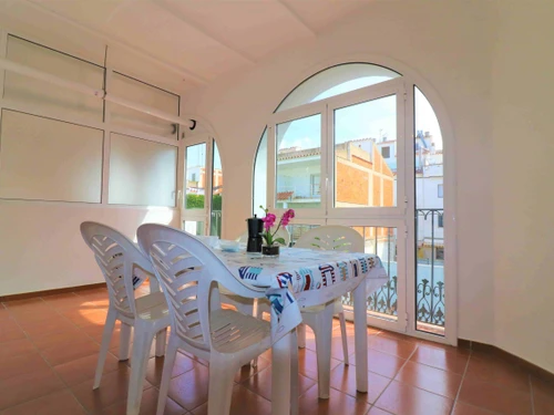 Appartement Roses, 4 pièces, 8 personnes - photo_1012078403381