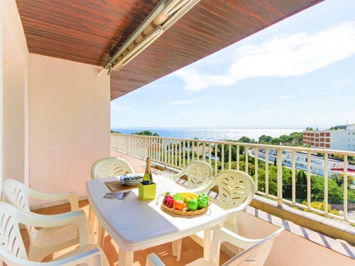 Apartment Roses, 2 bedrooms, 4 persons - photo_1012078406396