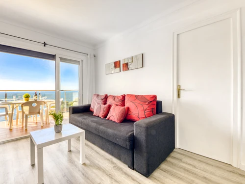 Apartment Roses, 2 bedrooms, 4 persons - photo_1012078411563