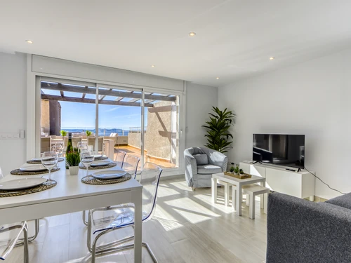 Apartment Roses, 2 bedrooms, 4 persons - photo_1012078419793