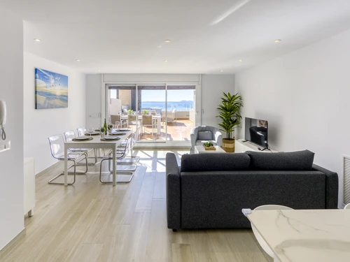 Apartment Roses, 2 bedrooms, 4 persons - photo_1012078419793