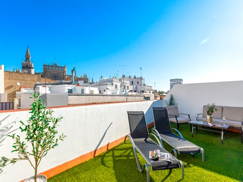 Apartment Sevilla, 2 bedrooms, 4 persons - photo_1012078660823