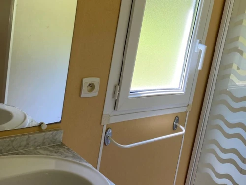 Camping Vic-sur-Cère, 3 pièces, 4 personnes - photo_1012078842867