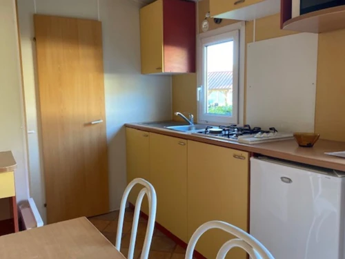 Camping Vic-sur-Cère, 3 pièces, 4 personnes - photo_1012078842867