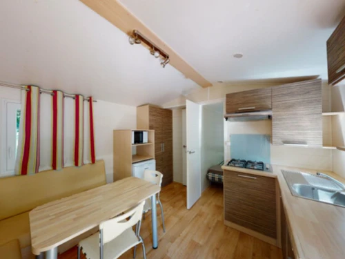 Camping Vic-sur-Cère, 3 pièces, 4 personnes - photo_1012078843182