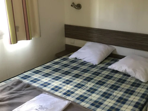 Camping Vic-sur-Cère, 3 pièces, 4 personnes - photo_1012078843182