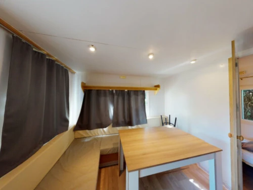 Camping Vic-sur-Cère, 4 pièces, 5 personnes - photo_1012078843639