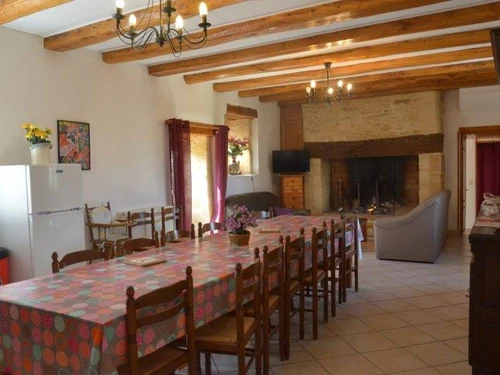 Gite Marcillac-Saint-Quentin, 5 bedrooms, 12 persons - photo_1012078998663