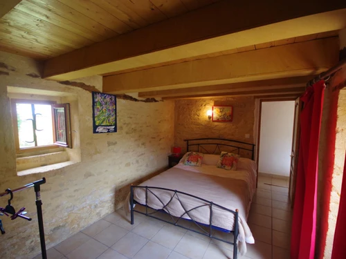 Gite Marcillac-Saint-Quentin, 5 bedrooms, 12 persons - photo_1012078998663