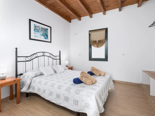 Villa La Oliva, 3 bedrooms, 5 persons - photo_1012079890811