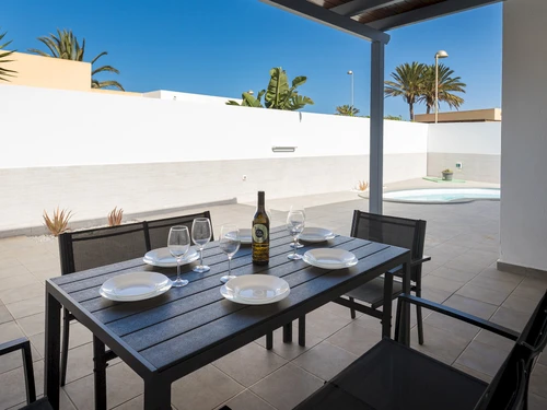 Villa La Oliva, 3 bedrooms, 5 persons - photo_1012079890811