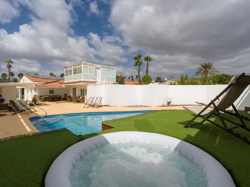 Villa San Bartolomé de Tirajana, 4 bedrooms, 8 persons - photo_1012070056950