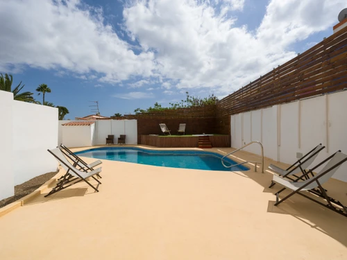 Villa San Bartolomé de Tirajana, 4 bedrooms, 8 persons - photo_1012070056950