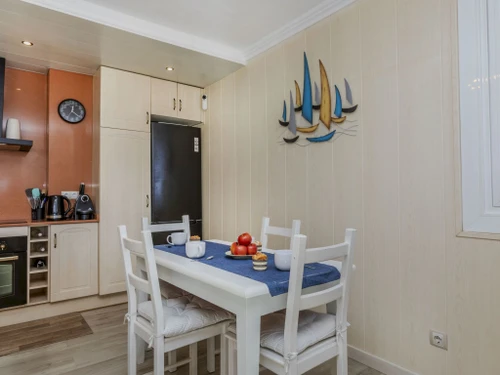 Apartment Cubelles, 2 bedrooms, 4 persons - photo_1012080990296