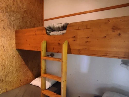 Camping Challes-les-Eaux, 2 bedrooms, 4 persons - photo_1012081745082