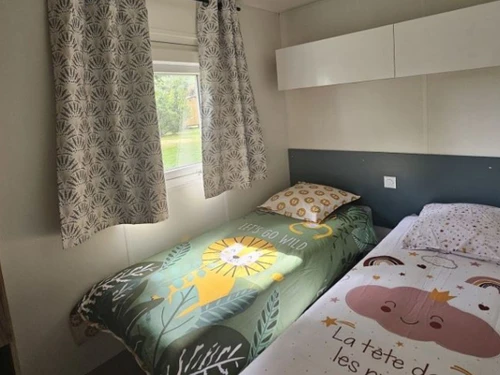 Camping Charlieu, 3 bedrooms, 6 persons - photo_1012082942106