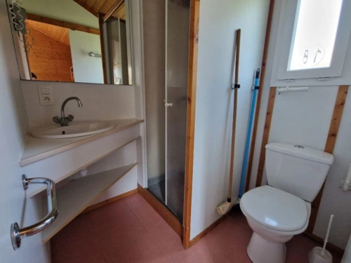 Camping Saint-Geniez-d'Olt, 2 bedrooms, 8 persons - photo_1012082942934