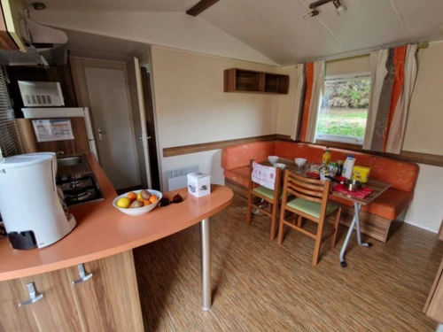 Camping Saint-Geniez-d'Olt, 2 bedrooms, 6 persons - photo_1012082943532