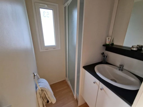 Camping Saint-Geniez-d'Olt, 2 bedrooms, 4 persons - photo_1012082944226