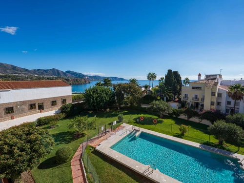 Apartamento Nerja, 2 dormitorios, 4 personas - photo_1012071189301