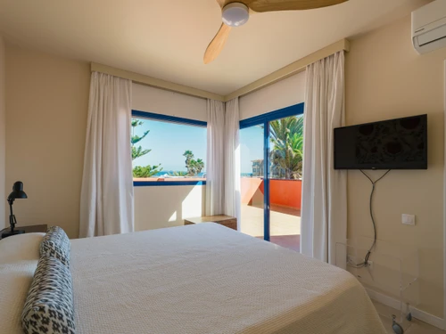 Villa Corralejo, 3 dormitorios, 6 personas - photo_1011746782772