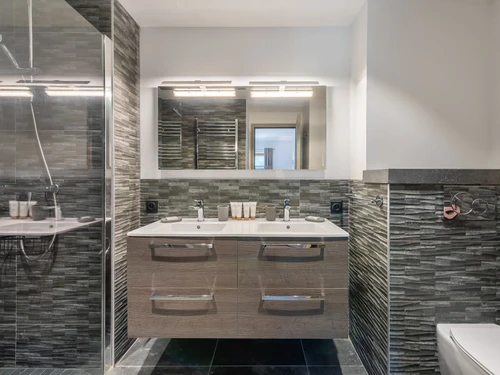 Chalet Méribel, 7 pièces, 12 personnes - photo_16324877350