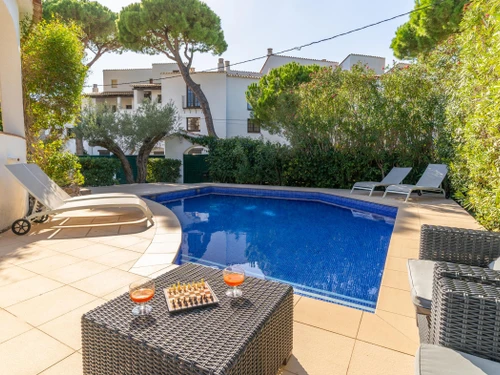 Villa L'Escala, 3 dormitorios, 8 personas - photo_1012089031762