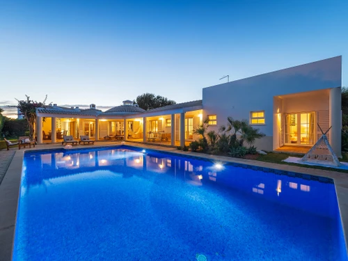 Villa Albufeira, 3 bedrooms, 6 persons - photo_1011874831096