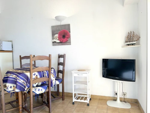 Apartment Le Lavandou, 1 bedroom, 2 persons - photo_1011624709437